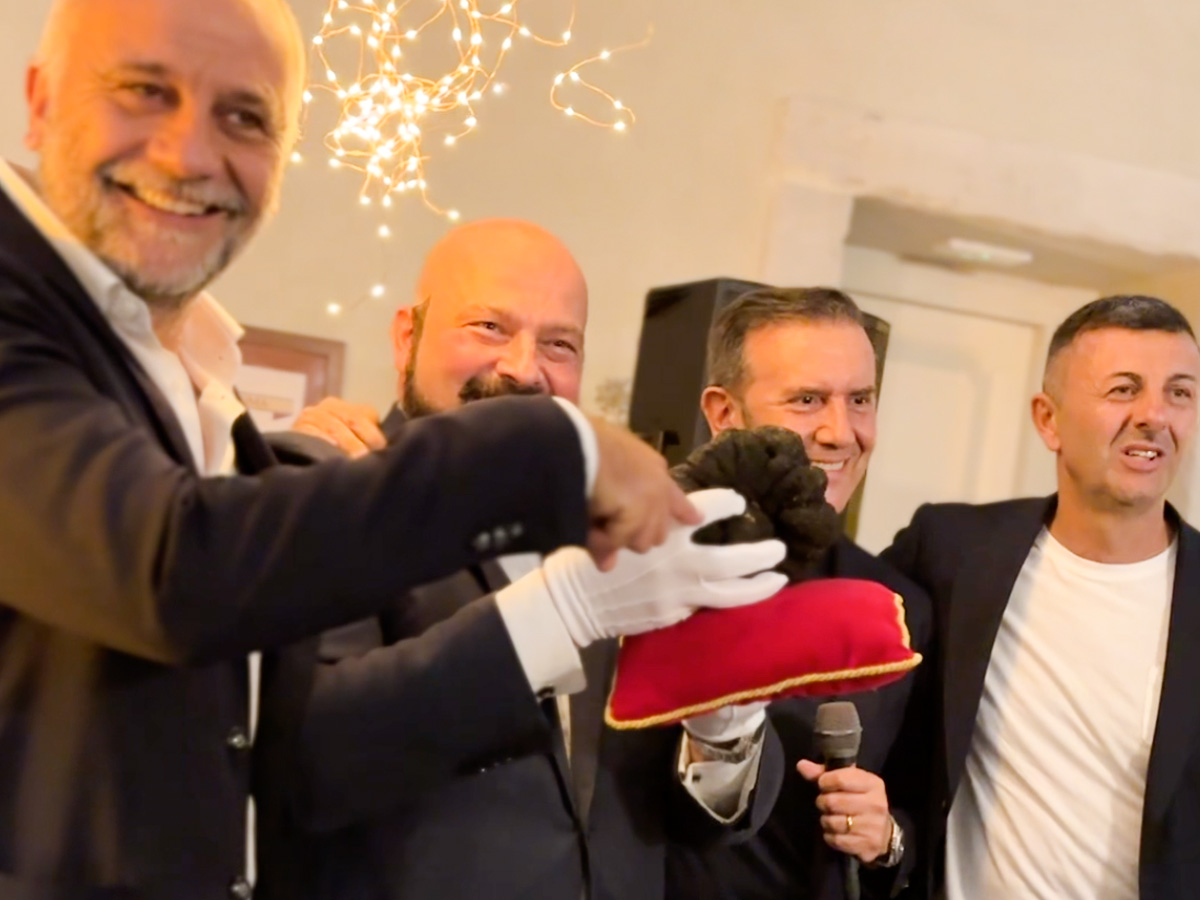 Scorzone RECORD di 1kg cavato in Umbria da un Marchigiano  ha conquistato Roma